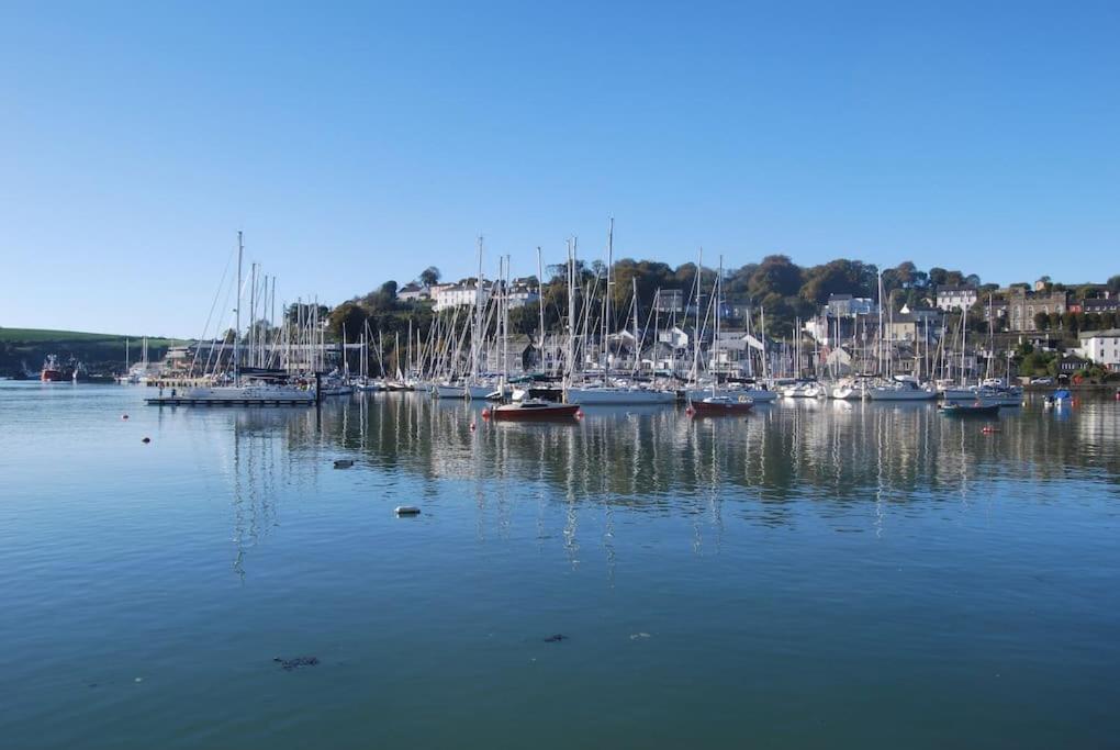 Coastal Chic Waterfront Studio Kinsale Eksteriør billede
