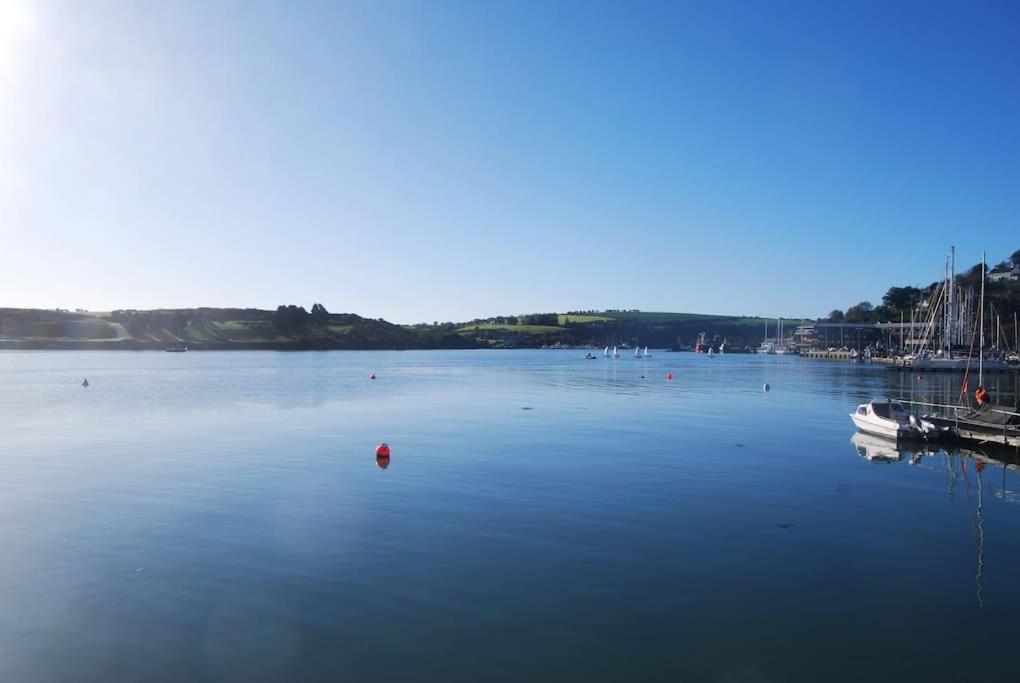 Coastal Chic Waterfront Studio Kinsale Eksteriør billede